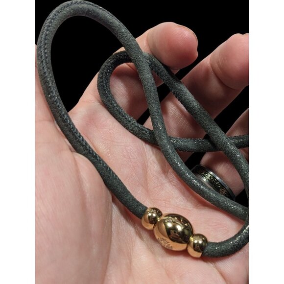 Modern Qudo Shimmery Grey Suede Wrap Bracelet - Picture 5 of 8